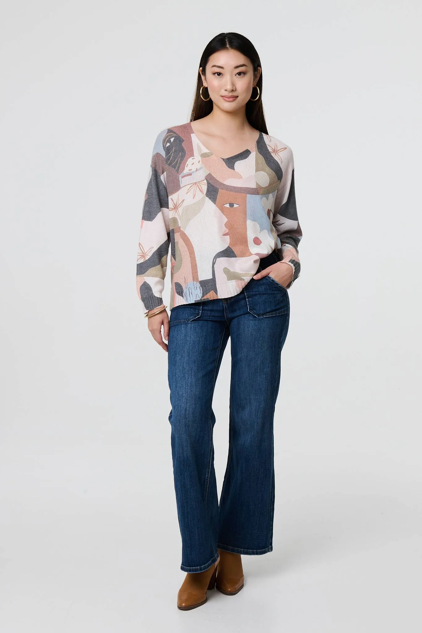 Abstract Print Long Sleeve Knit Top