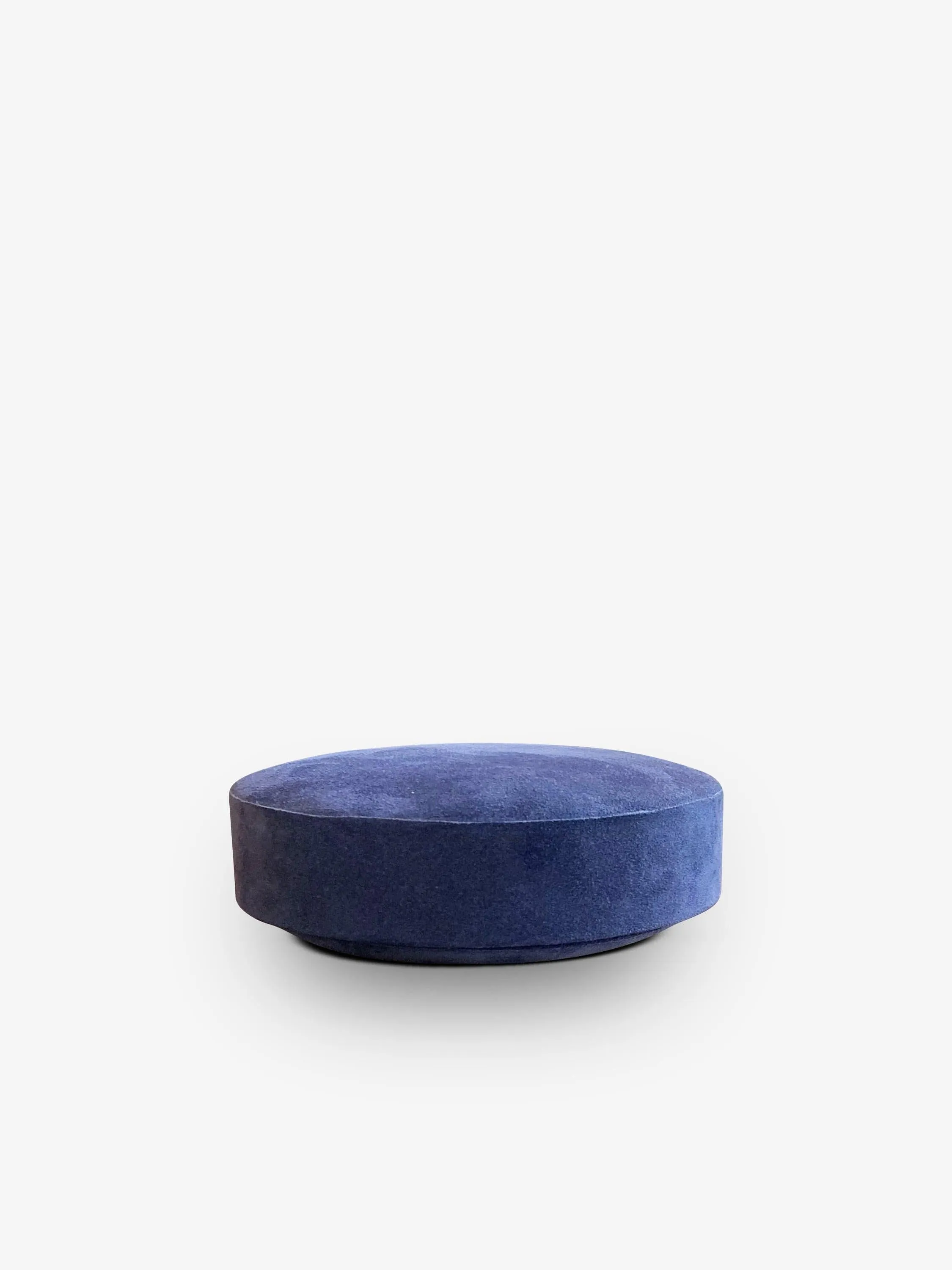 Pastille Flat Box in Suede by Michael Verheyden