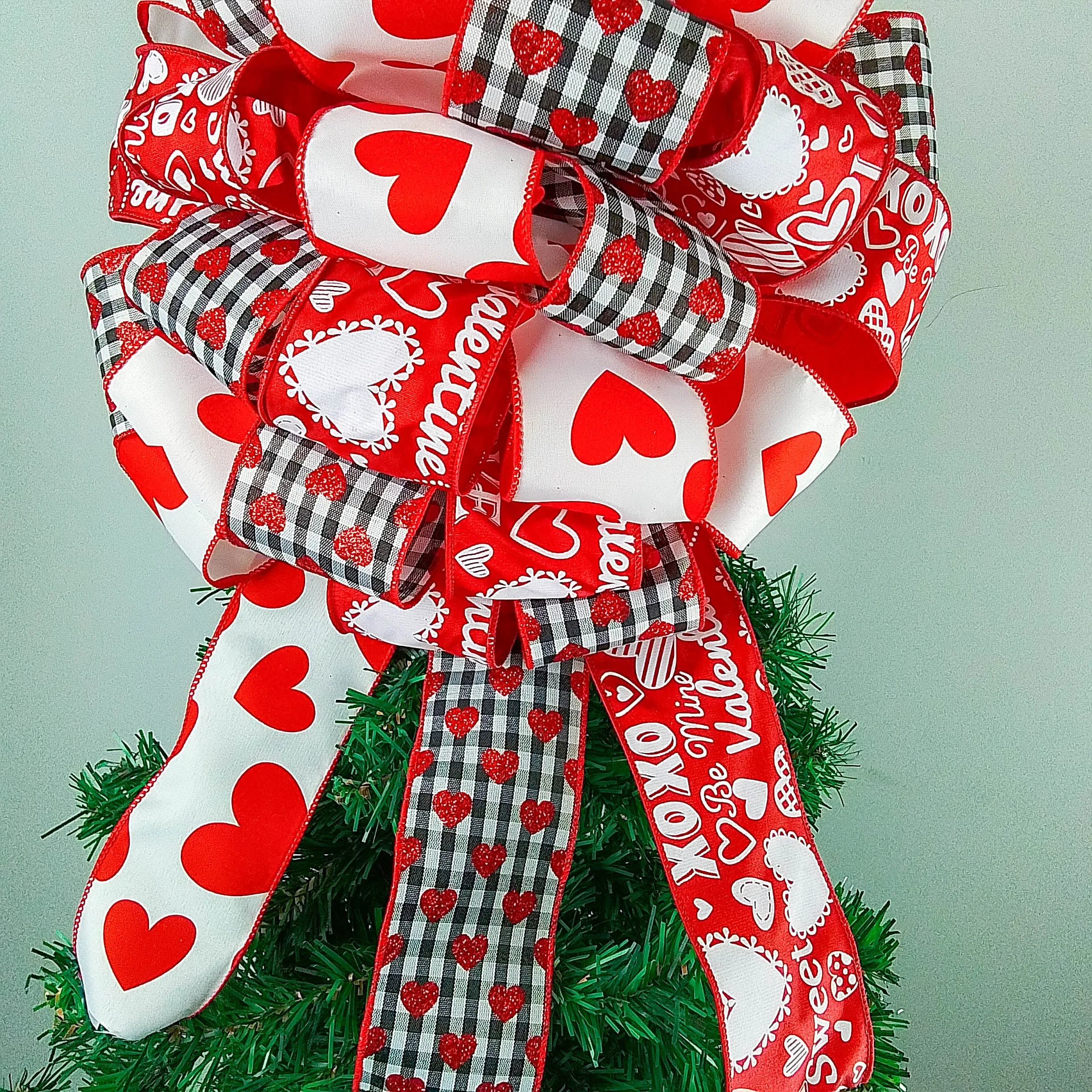 Valentines Tree Bow, Wired Ribbon Decoration, Red and White Heart Pattern